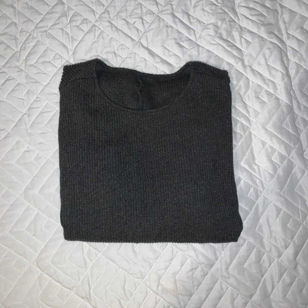 brandy melville sweater